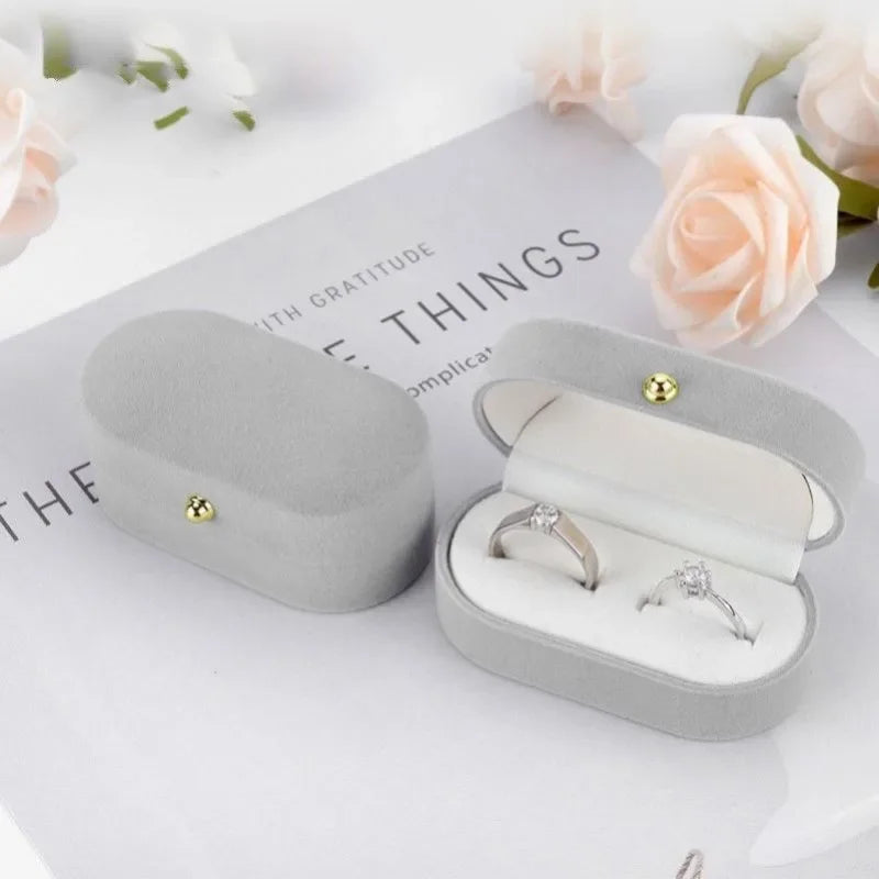 1Pc Grey Mini Velvet Ring Box Soft Scratch Resistant Portable Jewelry Storage Holder for Women Girls Wedding Proposal Engagement