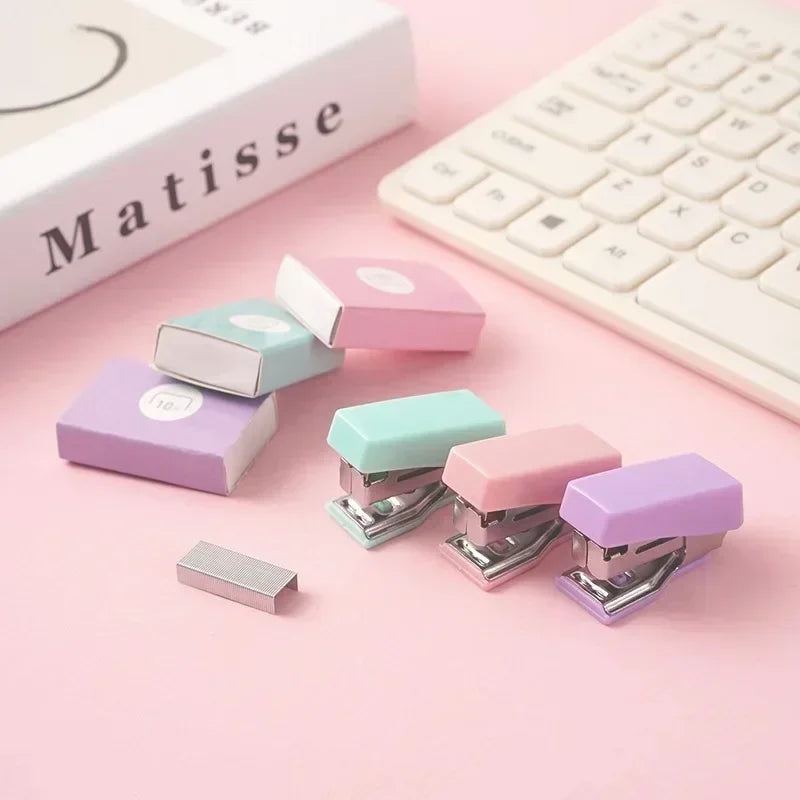 1pc Mini Stapler with 500pcs Staples for Paper File Metal Stapler School Office Binding Supplies Stapler Cute Stationery Kit