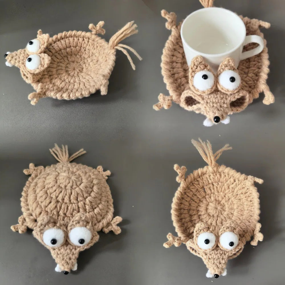 1Pc Handmade Crochet Squirrel Shaped Coaster Heat Resistant Table Mat for Home Dining Party Decor Holiday Table Setting Gift
